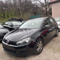 2011 Model E zezë Volkswagen Golf Hatchback Manuale 210000 km Në Shitje