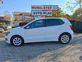 2012 Model Volkswagen Polo Diesel Manual Transmission Hatchback 220,000 km - For Sale | Photo 2