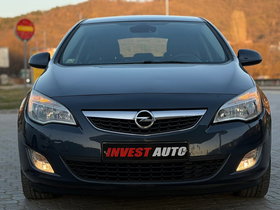 2011 Model Opel Astra Diesel Manual Transmission Hatchback 187,000 km - For Sale | Photo 2