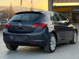 2011 Model Opel Astra Diesel Manual Transmission Hatchback 187,000 km - For Sale | Photo 6