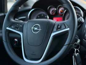 2011 Model Opel Astra Diesel Manual Transmission Hatchback 187,000 km - For Sale | Photo 7