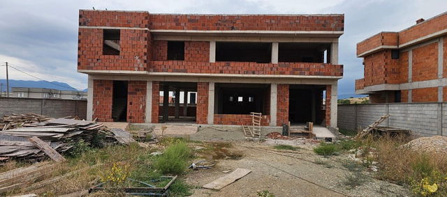 Dyqan në shitje në Shkup Butel – 12 dhoma 624 m² 210.000 € | 17.03.2026 | Foto 1