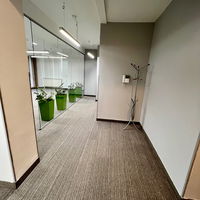 Дуќан за изнајмување во Скопје Центар – 4 соби 111 m² 1.200 € | 17.03.2026 | Фотографија 4