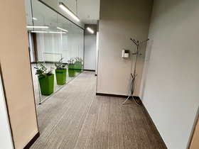 Üsküp Merkez, 4 Oda, 111 m² Eşyasız Ticari Mülk - Kiralık | Fotoğraf 4