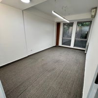 Дуќан за изнајмување во Скопје Центар – 4 соби 111 m² 1.200 € | 17.03.2026 | Фотографија 8