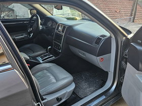 2006 Model Chrysler 300 C Diesel Automatic Transmission Hatchback 170,000 km - For Sale | Photo 6