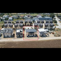 Скопје Центар: 4-собен 184 m² Без намештај Куќа - На Продажба