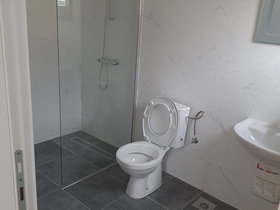 Скопје Центар, 4 Соби, 184 m² Без намештај Куќа - На Продажба | Фотографија 3