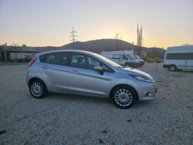 2010 Модел Ford Fiesta Дизел Рачен Менувач Хечбек 220.000 км - На Продажба | Фотографија 8