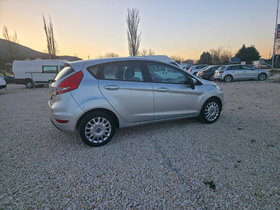 2010 Модел Ford Fiesta Дизел Рачен Менувач Хечбек 220.000 км - На Продажба | Фотографија 9