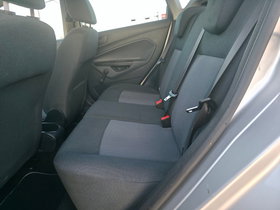 2010 Модел Ford Fiesta Дизел Рачен Менувач Хечбек 220.000 км - На Продажба | Фотографија 12