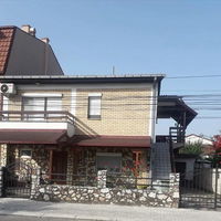 Скопје Аеродром: 4-собен 181 m² Без намештај Куќа - На Продажба