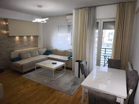 Shkup Aerodrom, 3 Dhoma, 64 m² Mobilim Luksoz Apartament - Qira Mujore