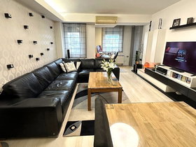 Skopje Centar, 4 Rooms, 82 m² Furnished Apartment - For Sale