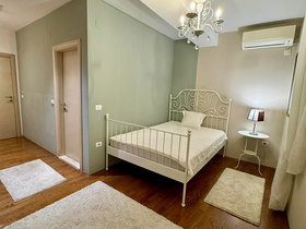 Skopje Karposh, 4 Rooms, 140 m² Luxury Furnished Apartment - For Sale | Photo 2