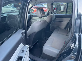 2007 Модел Jeep Compass Дизел Рачен Менувач SUV - Кросовер 163.000 км - На Продажба | Фотографија 5