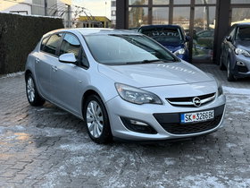 2013 Модел Opel Astra Дизел Рачен Менувач Хечбек 180.000 км - На Продажба | Фотографија 2