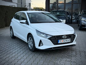 2021 Модел Hyundai i20 Бензин Рачен Менувач Хечбек 21.000 км - На Продажба | Фотографија 3