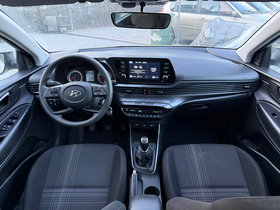 2021 Модел Hyundai i20 Бензин Рачен Менувач Хечбек 21.000 км - На Продажба | Фотографија 5