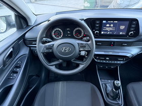 2021 Модел Hyundai i20 Бензин Рачен Менувач Хечбек 21.000 км - На Продажба | Фотографија 6