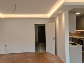 Shkup Qendër, 3 Dhoma, 86 m² Pa mobilim Apartament - Në Shitje | Foto 2