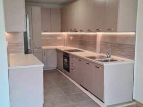 Üsküp Merkez, 3 Oda, 86 m² Eşyasız Apartman Dairesi - Satılık