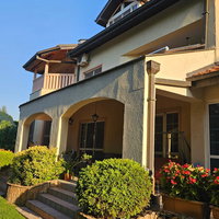 Üsküp Karpoş: 10 oda 600 m² Eşyasız Müstakil Ev - Satılık