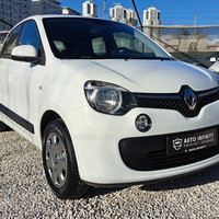 2017 Model White Renault Twingo Hatchback Manual 125000 km For Sale