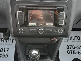 2013 Model Volkswagen Touran Dizel Transmision Manuale Minivan (MPV) 223.142 km - Në Shitje | Foto 9