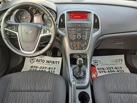 2012 Model Opel Astra Dizel Transmision Manuale Hatchback 208.800 km - Në Shitje | Foto 7