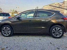 2011 Model DS Automobiles DS 4 Dizel Transmision Manuale Hatchback 145.700 km - Në Shitje | Foto 5