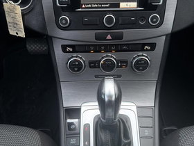 2012 Model Volkswagen Passat Diesel Automatic Transmission Station Wagon 219,300 km - For Sale | Photo 13