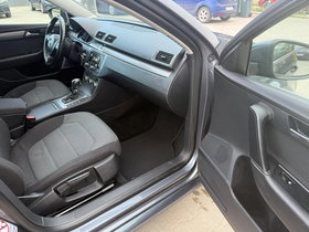 2012 Model Volkswagen Passat Diesel Automatic Transmission Station Wagon 219,300 km - For Sale | Photo 15