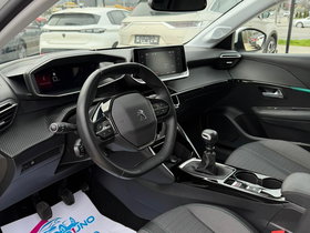 2020 Model Peugeot 208 Diesel Manual Transmission Hatchback 148,000 km - For Sale | Photo 8