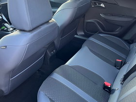 2020 Model Peugeot 2008 Diesel Automatic Transmission SUV - Crossover 165,000 km - For Sale | Photo 10