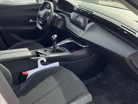 2022 Model Peugeot 308 Diesel Manual Transmission Hatchback 160,000 km - For Sale | Photo 9