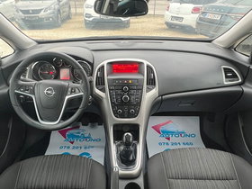 2011 Model Opel Astra Van Diesel Manual Transmission Station Wagon 199,000 km - For Sale | Photo 7