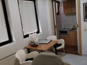 Üsküp Merkez, 2 Oda, 40 m² Eşyalı Apartman Dairesi - Kiralık