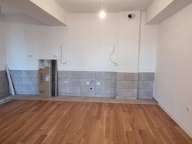 Skopje Centar, 3 Rooms, 85 m² Unfurnished Apartment - For Sale | Photo 12