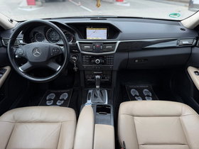 2011 Model Mercedes-Benz E Diesel Automatic Transmission Sedan 217,000 km - For Sale | Photo 10