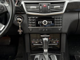 2011 Model Mercedes-Benz E Diesel Automatic Transmission Sedan 217,000 km - For Sale | Photo 18