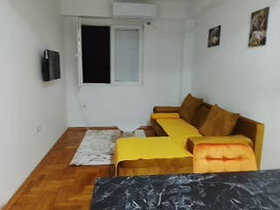 Skopje Centar, 2 Rooms, 40 m² Furnished Apartment - Daily Rental | Photo 13