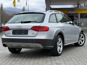 2011 Model Audi A4 Diesel Manual Transmission Station Wagon 204,000 km - For Sale | Photo 6