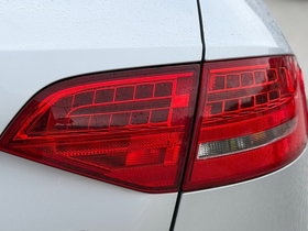2011 Model Audi A4 Diesel Manual Transmission Station Wagon 204,000 km - For Sale | Photo 16