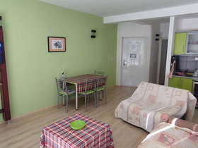 Ohrid, 5 Rooms, 45 m² Luxury Furnished Apartment - Daily Rental | Photo 16