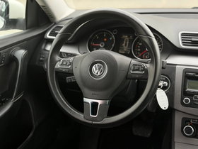 2012 Model Volkswagen Passat Variant Diesel Automatic Transmission Station Wagon 198,000 km - For Sale | Photo 2