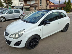 2012 Model Opel Corsa LPG Manual Transmission Hatchback 200,000 km - For Sale
