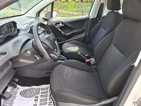 2015 Model Peugeot 208 Diesel Manual Transmission Hatchback 170,000 km - For Sale | Photo 8