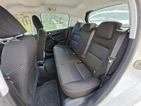 2015 Model Peugeot 208 Diesel Manual Transmission Hatchback 170,000 km - For Sale | Photo 11