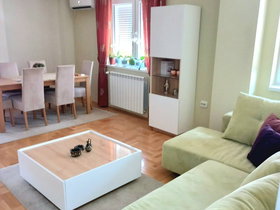 Shkup Karposh, 2 Dhoma, 50 m² Me mobilim Apartament - Me Qira | Foto 3